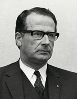 foto H.G.I. baron van Tuyll van Serooskerken