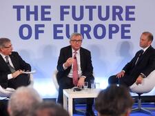 Jean-Claude Juncker, Karmenu Vella, Joseph Muscat