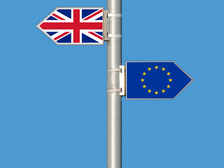 2 vlaggen. 1 van het Verenigd Koninkrijk 1 van de EU
