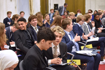 Foto's Eerste dag Algemene Vergaderingen van het Model European Parliament Nederland 2019