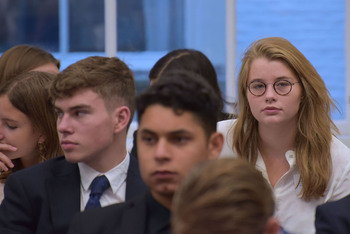 Foto's Eerste dag Algemene Vergaderingen van het Model European Parliament Nederland 2019