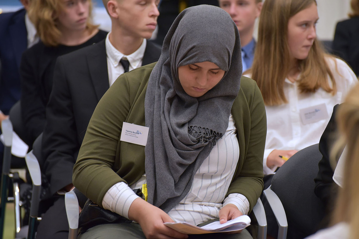 Foto's Eerste dag Algemene Vergaderingen van het Model European Parliament Nederland 2019