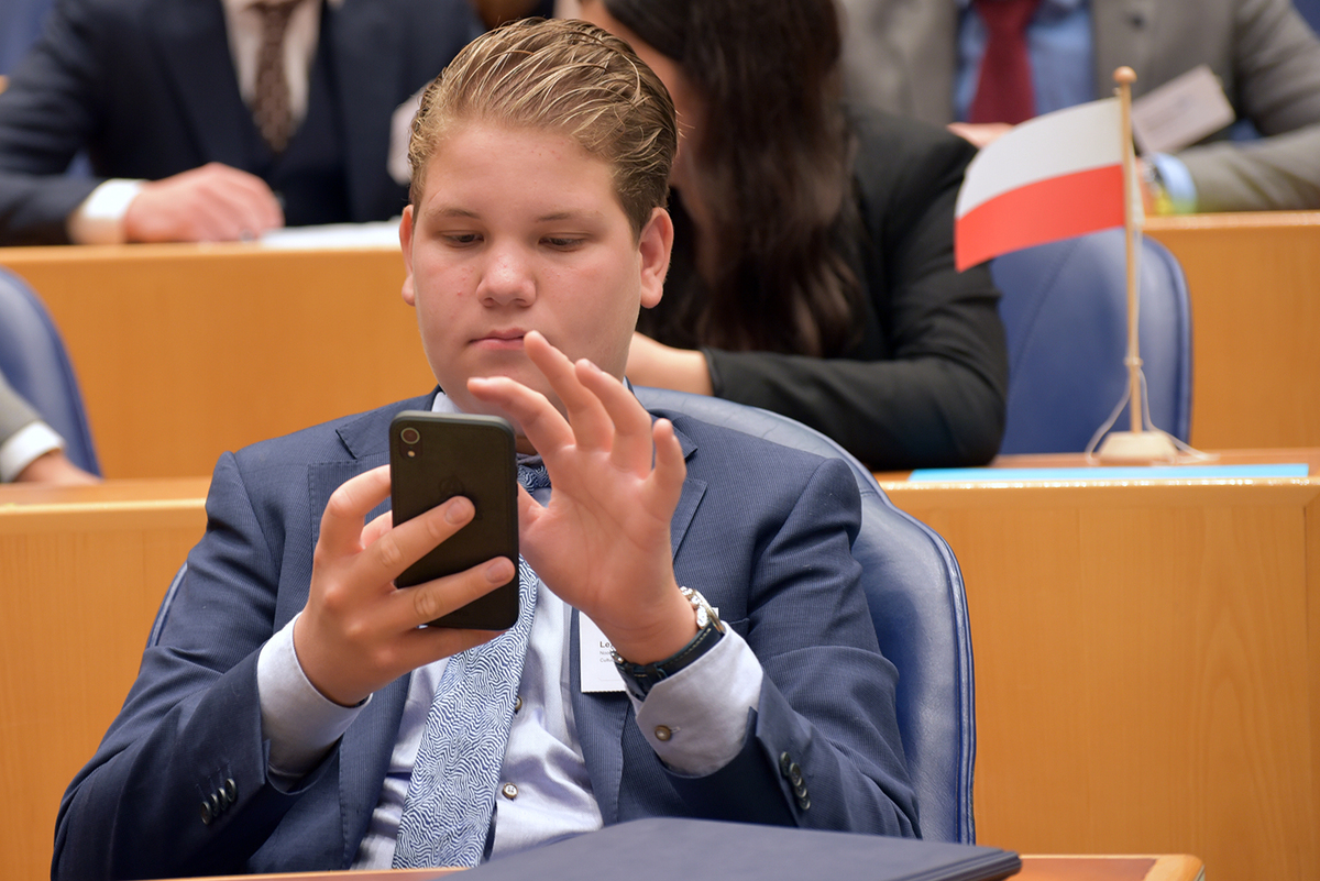 Foto's Tweede dag Algemene Vergaderingen van het Model European Parliament Nederland 2019