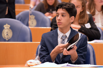 Foto's Tweede dag Algemene Vergaderingen van het Model European Parliament Nederland 2019