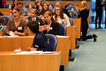 Foto's Tweede dag Algemene Vergaderingen van het Model European Parliament Nederland 2019