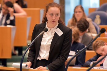 Foto's Tweede dag Algemene Vergaderingen van het Model European Parliament Nederland 2019