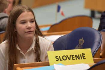 Foto's Tweede dag Algemene Vergaderingen van het Model European Parliament Nederland 2019