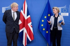 Boris Johnson, on the left, and Ursula von der Leyen