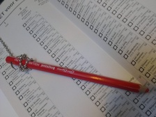 Een stemformulier met rood potlood. Tweede Kamerverkiezingen 2012.