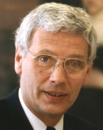 H. (Hans) van den Broek