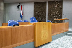 Tweede Kamer verhuizing voorzittersstoel