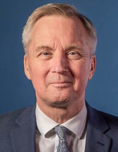 E. (Eric) van der Burg